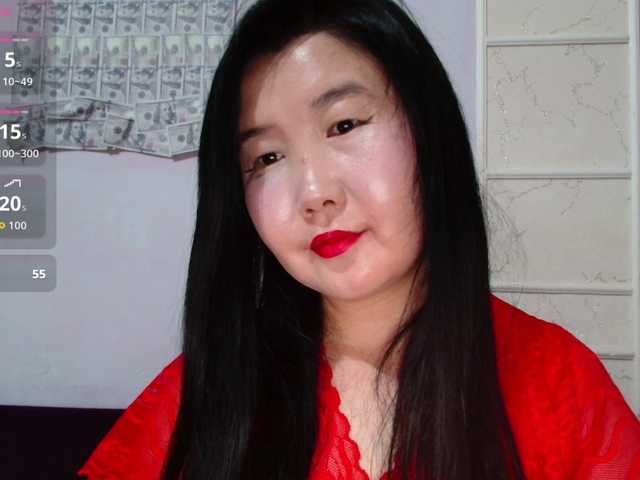 Bet-Lu's BongaCams show and profile