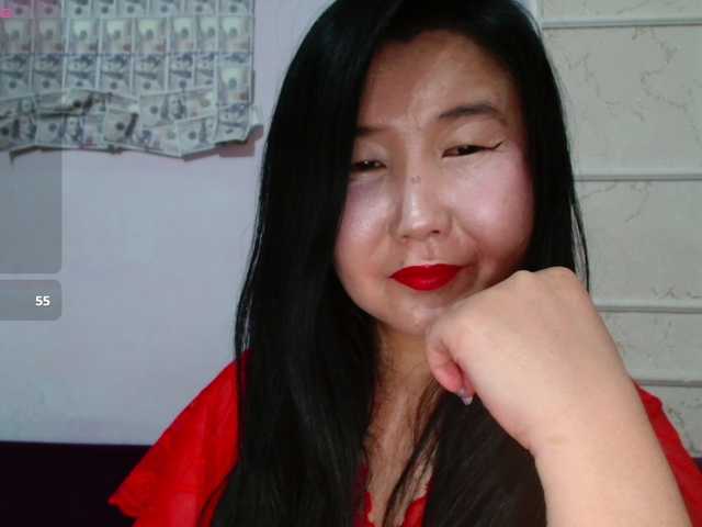 Bet-Lu's BongaCams show and profile