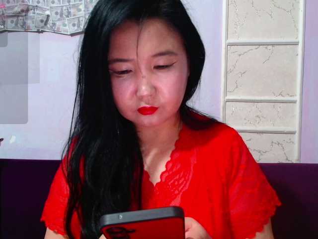 Bet-Lu's BongaCams show and profile