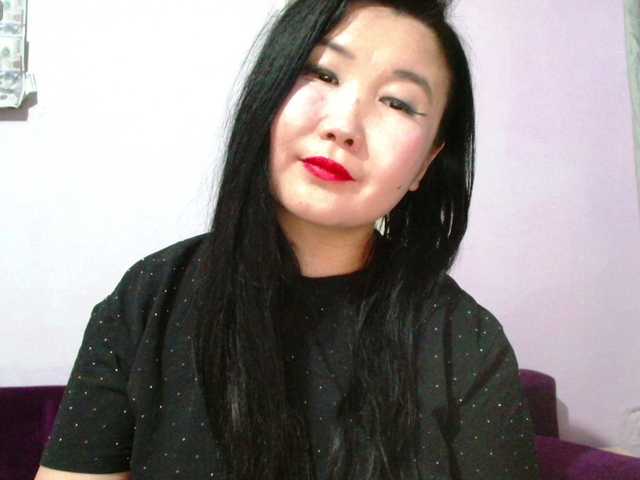 Bet-Lu's BongaCams show and profile