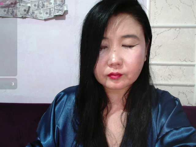 Bet-Lu live cam profile