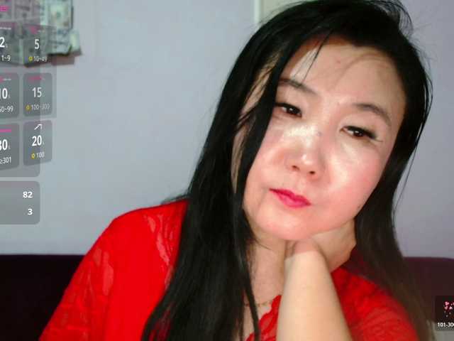 Bet-Lu's BongaCams show and profile