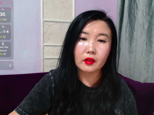 Bet-Lu's BongaCams show and profile