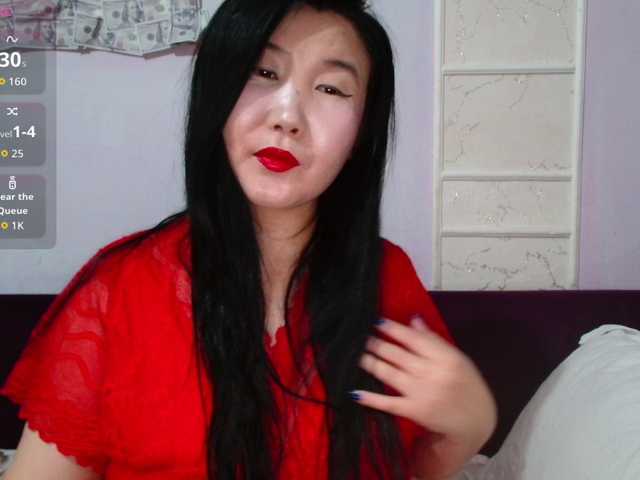 Bet-Lu's BongaCams show and profile