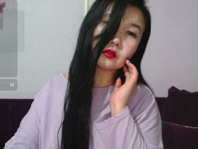 Bet-Lu's BongaCams show and profile