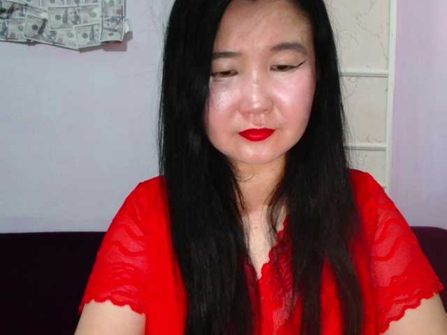 Bet-Lu's BongaCams show and profile