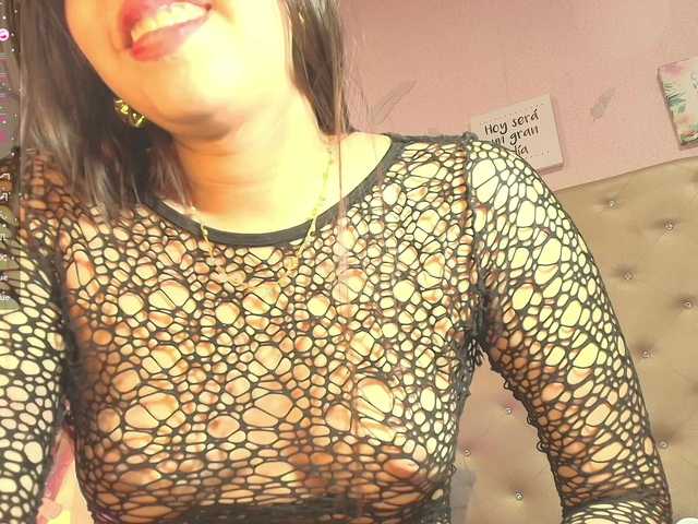 Paola233's BongaCams show and profile