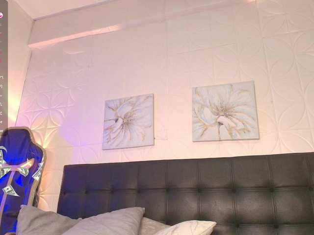 Paola233's BongaCams show and profile