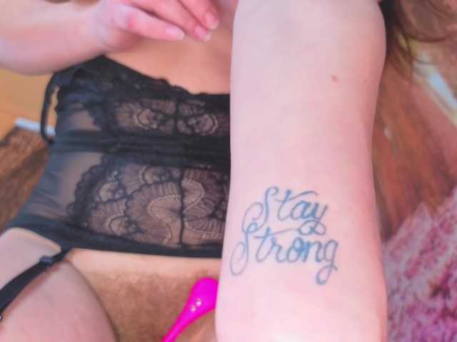 Erotic-cum's BongaCams show and profile