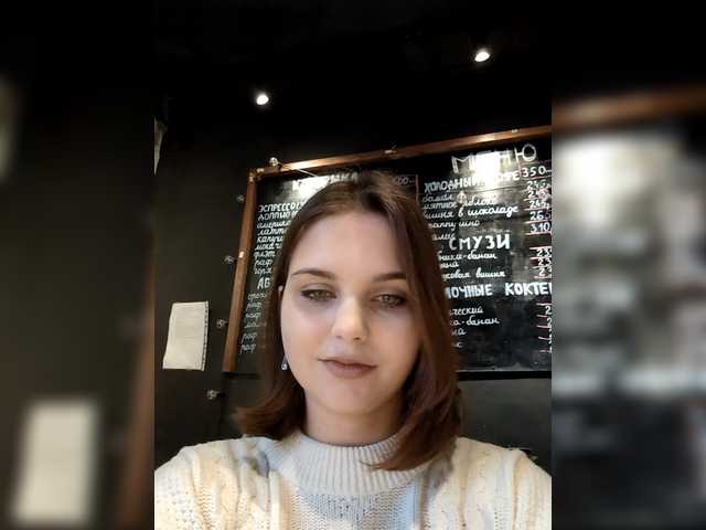 Kikki's BongaCams show and profile