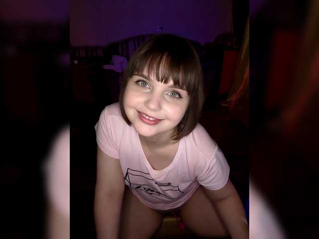 Kikki's BongaCams show and profile