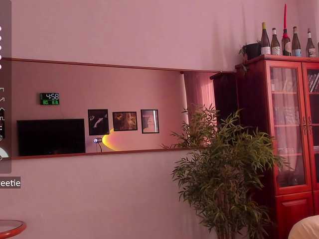 AprilCoy's BongaCams show and profile