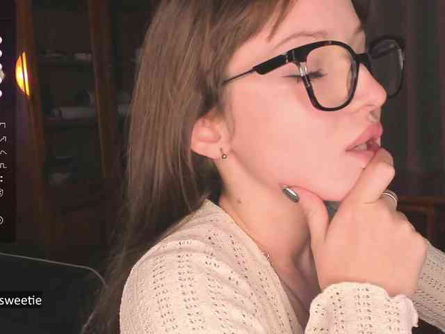AprilCoy webcam