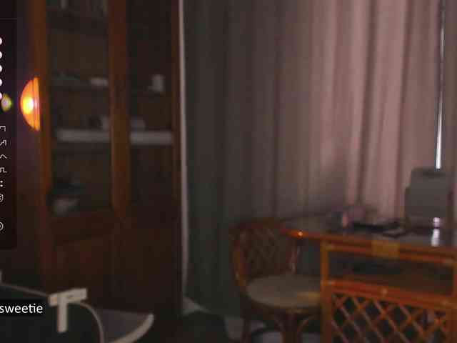 AprilCoy webcam