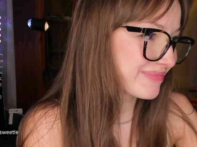 AprilCoy webcam