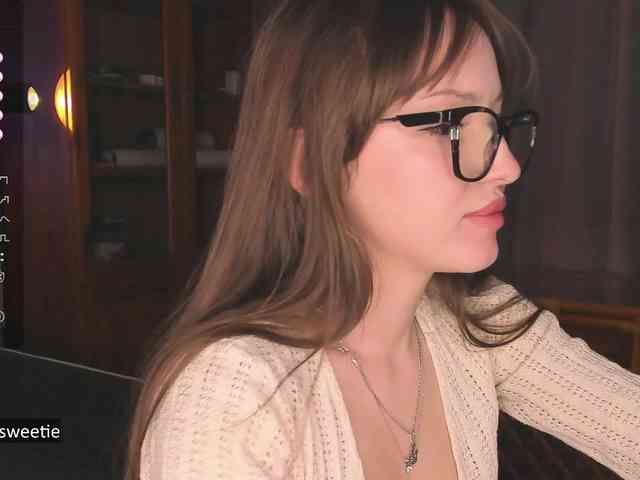 AprilCoy webcam