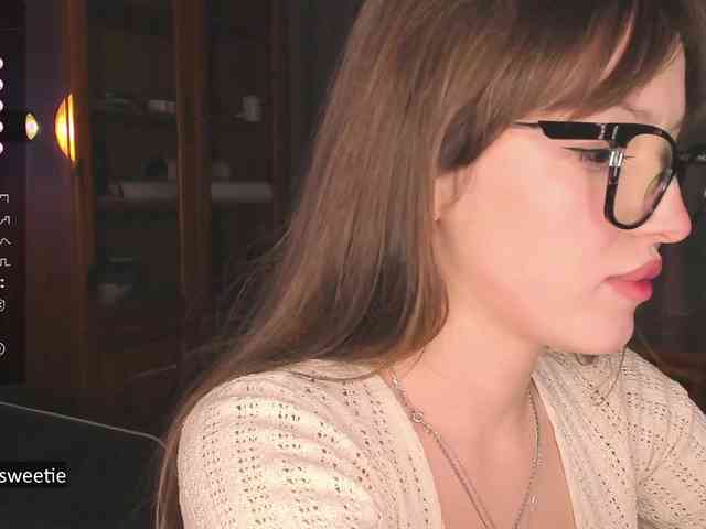 AprilCoy webcam