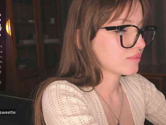 AprilCoy webcam