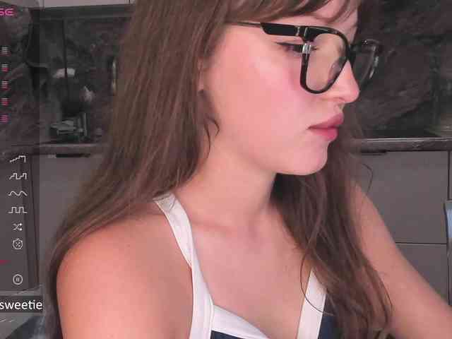 AprilCoy webcam