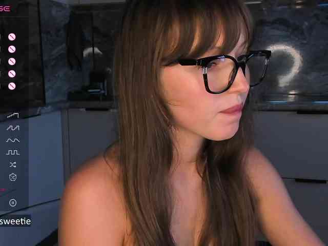 AprilCoy webcam