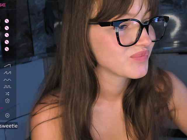 AprilCoy webcam