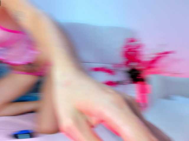 ThailyMaisson's BongaCams show and profile