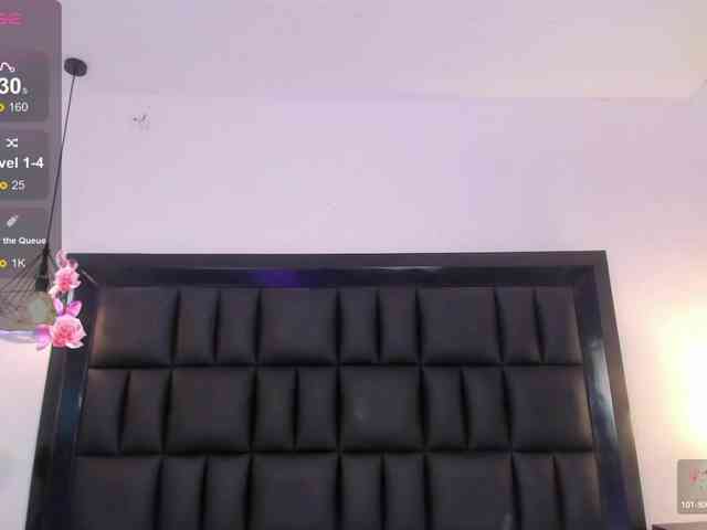 Petite-esther webcam