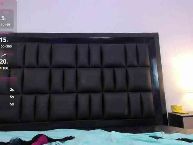 Petite-esther webcam