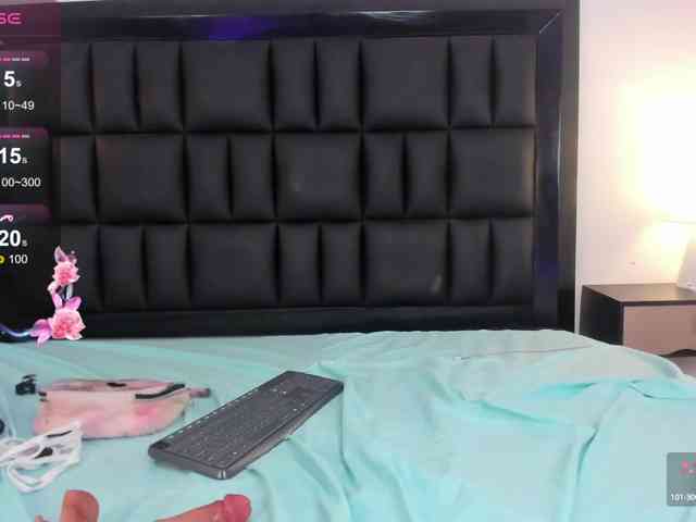 Petite-esther webcam