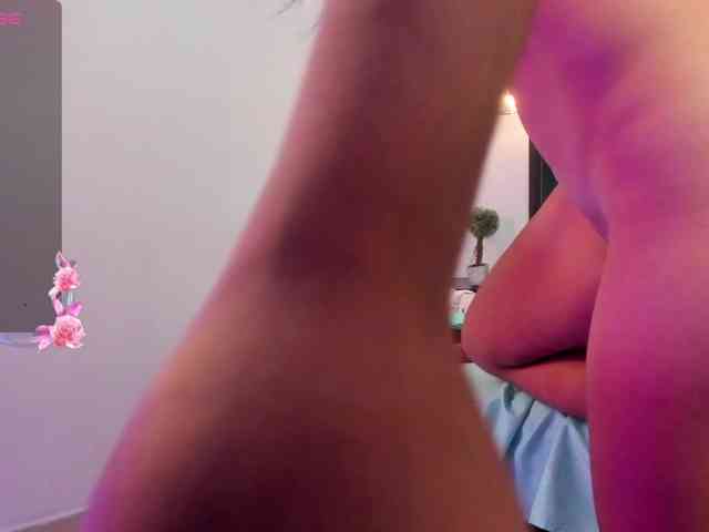 free online chat room Petite-esther