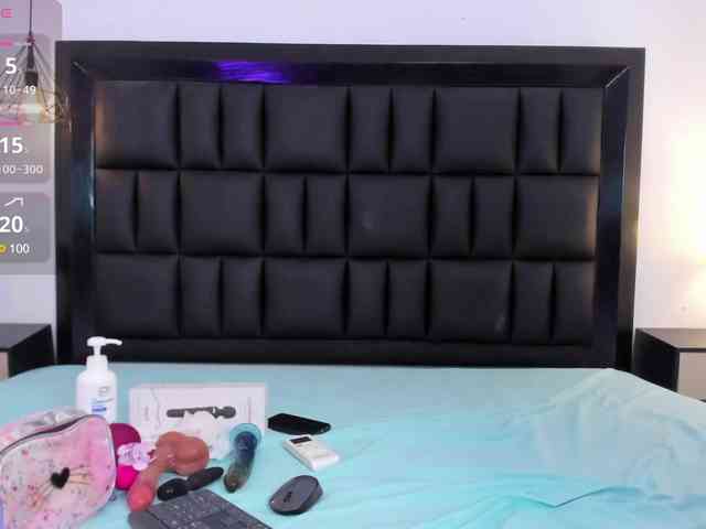 Petite-esther webcam