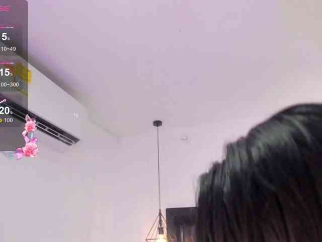 Petite-esther webcam