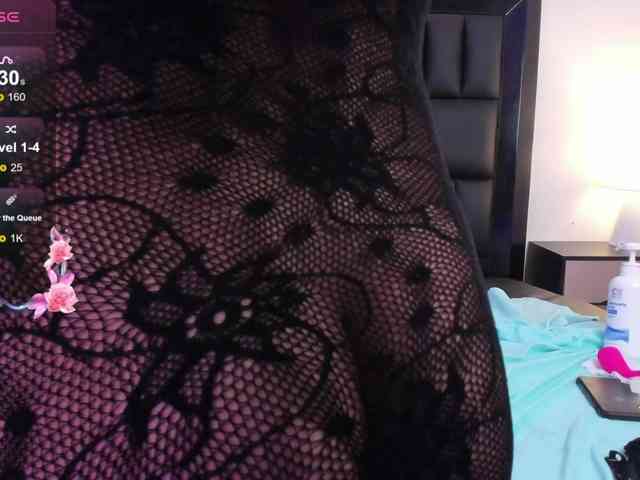 Petite-esther webcam