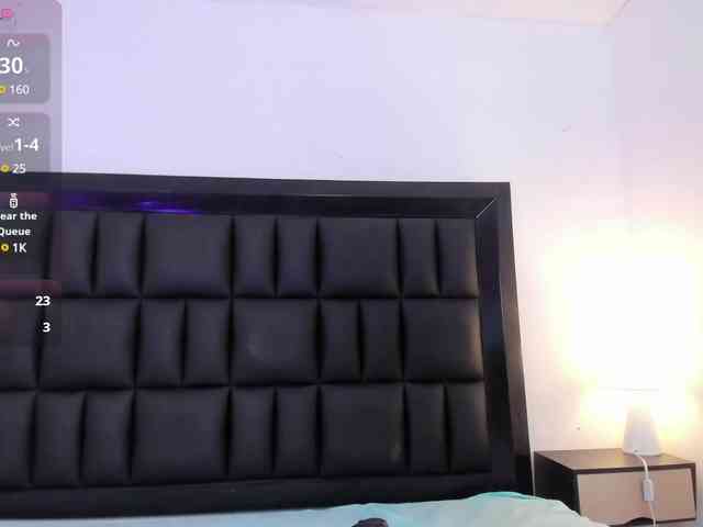 Petite-esther webcam