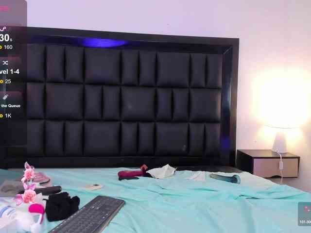 Petite-esther webcam