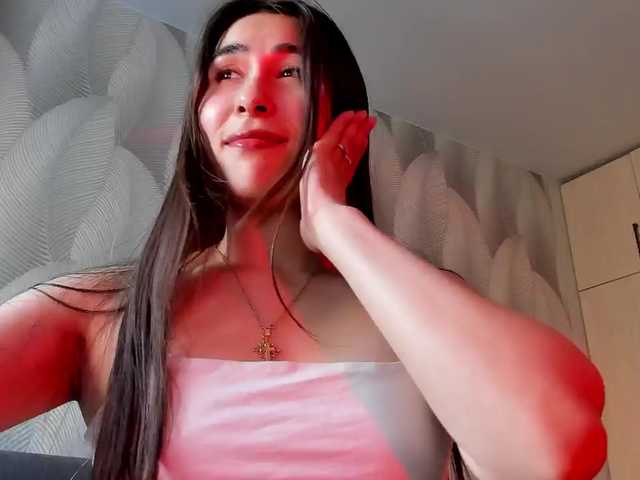 Bambiiiii's BongaCams show and profile