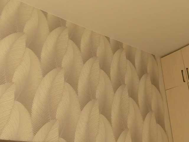 Bambiiiii's BongaCams show and profile