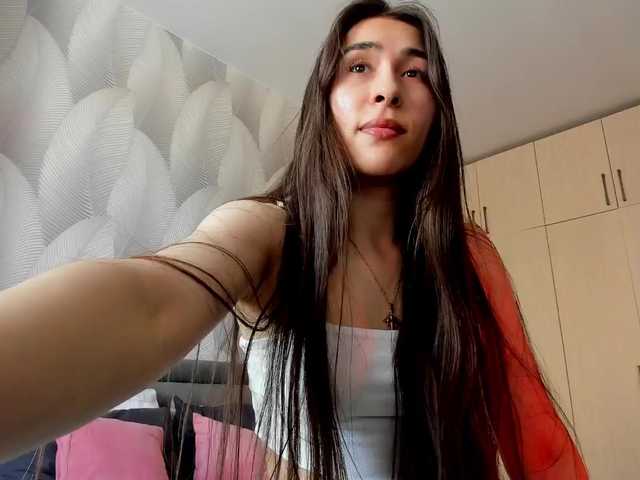 Bambiiiii's BongaCams show and profile