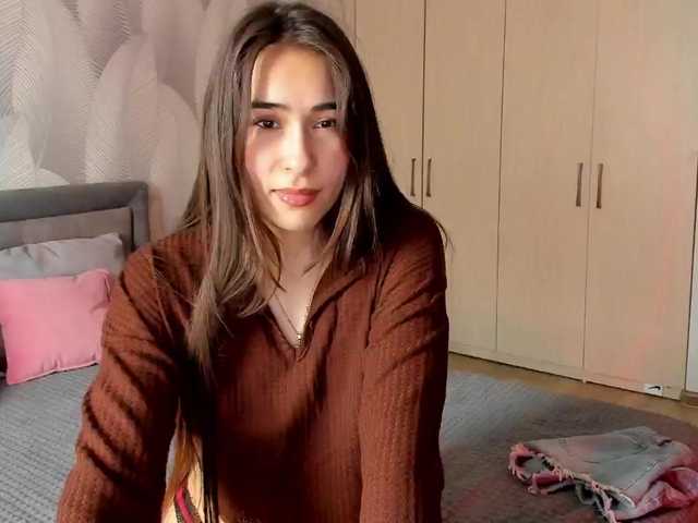 Bambiiiii's BongaCams show and profile