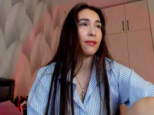 Bambiiiii Live Webcam on BongaCams