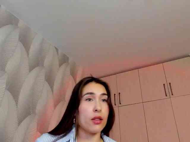 Bambiiiii Live Webcam on BongaCams