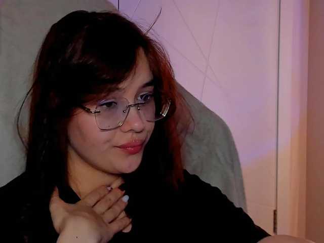 Mia-mit's BongaCams show and profile