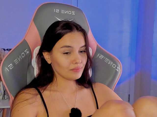 Mia-mit's BongaCams show and profile