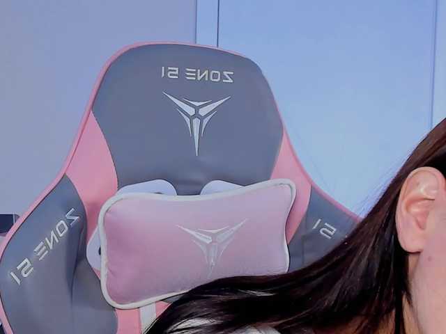 Mia-mit's BongaCams show and profile