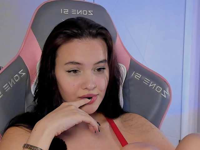 Mia-mit's BongaCams show and profile