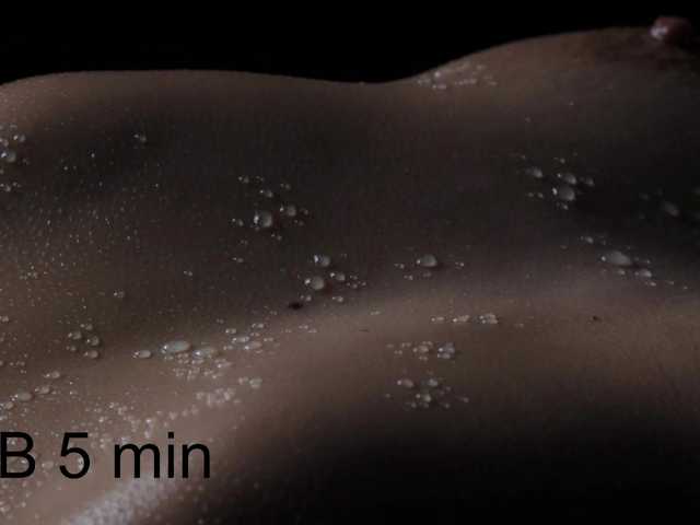 Mia-mit's BongaCams show and profile