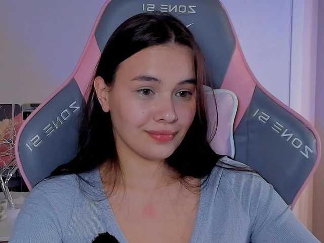 Mia-mit's BongaCams show and profile