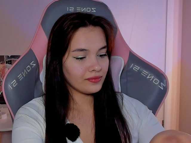 Mia-mit's BongaCams show and profile