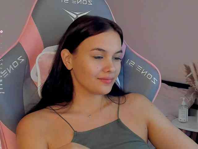 free nude video chat Mia-mit