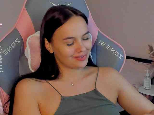 nude amateur chat Mia-mit